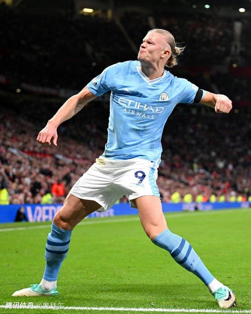 科莫2-0萨索洛连续12场不败，莫雷诺破门，尼科-帕斯献助攻（莫雷诺破门尼科-帕斯助攻，科莫2-0萨索洛豪取12场不败）