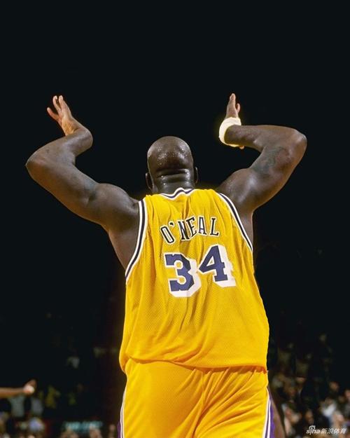 连败！雷霆连续两场比赛输15分+还得追溯到21-22赛季（雷霆遭连败，连续两战输15分以上，上一次出现还是在21-22赛季）