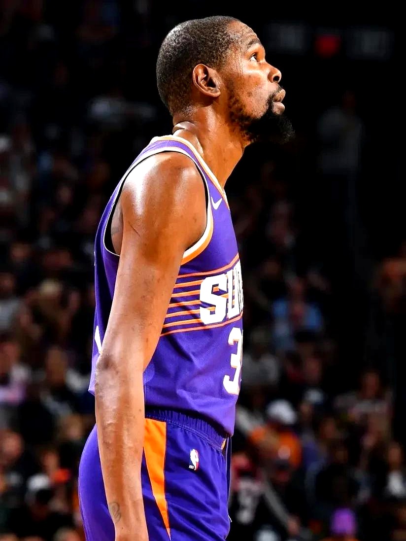 记者：于根伟没有参加国足主帅竞聘（记者称于根伟未参与国足主帅竞聘）