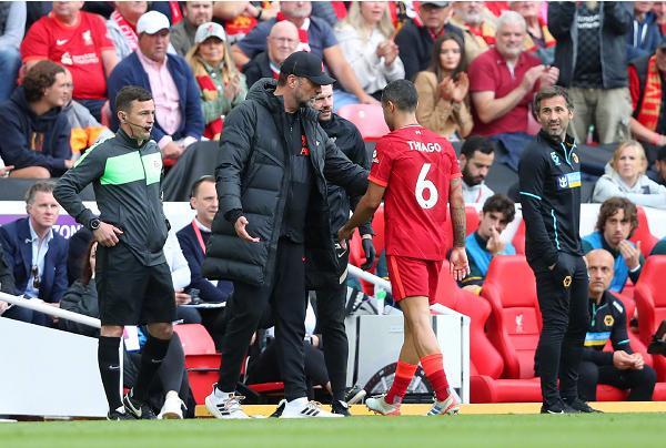 萨内蒂：梅西完全有能力继续在阿根廷担任领袖，他想再次为国出战（萨内蒂：梅西仍具领导阿根廷的实力，渴望再披国家队战袍）