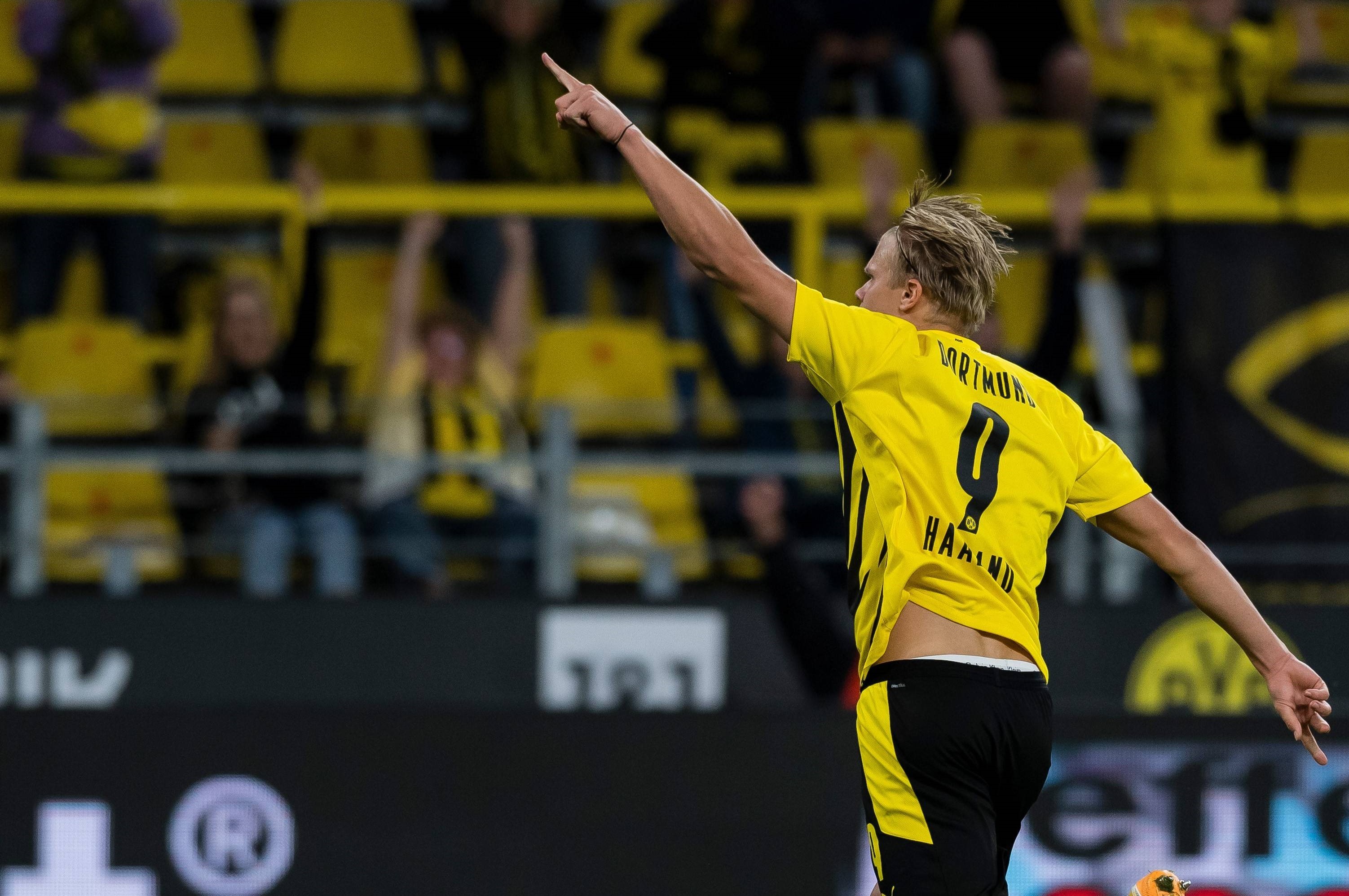 足球报：海牛资金有困难，但追加奖金第一时间就发到球队手中（足球报：海牛资金紧张，追加奖金仍第一时间发至球队）