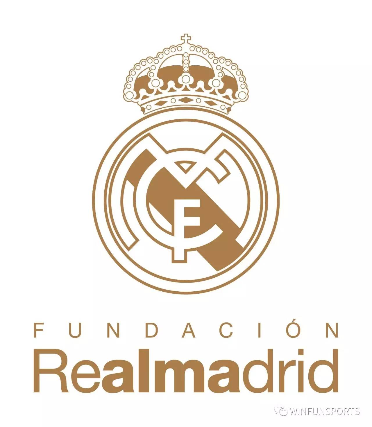 每体：卡萨多腹股沟有些刺痛，初步看来情况并不严重（每体：卡萨多腹股沟出现轻微刺痛，初步判断无大碍）