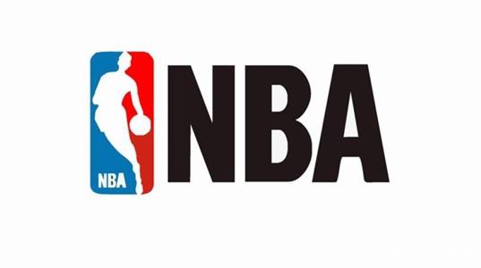 深入剖析胡明轩下半场表现：沟通与防守的不足（胡明轩下半场深度解读：沟通不畅与防守薄弱）